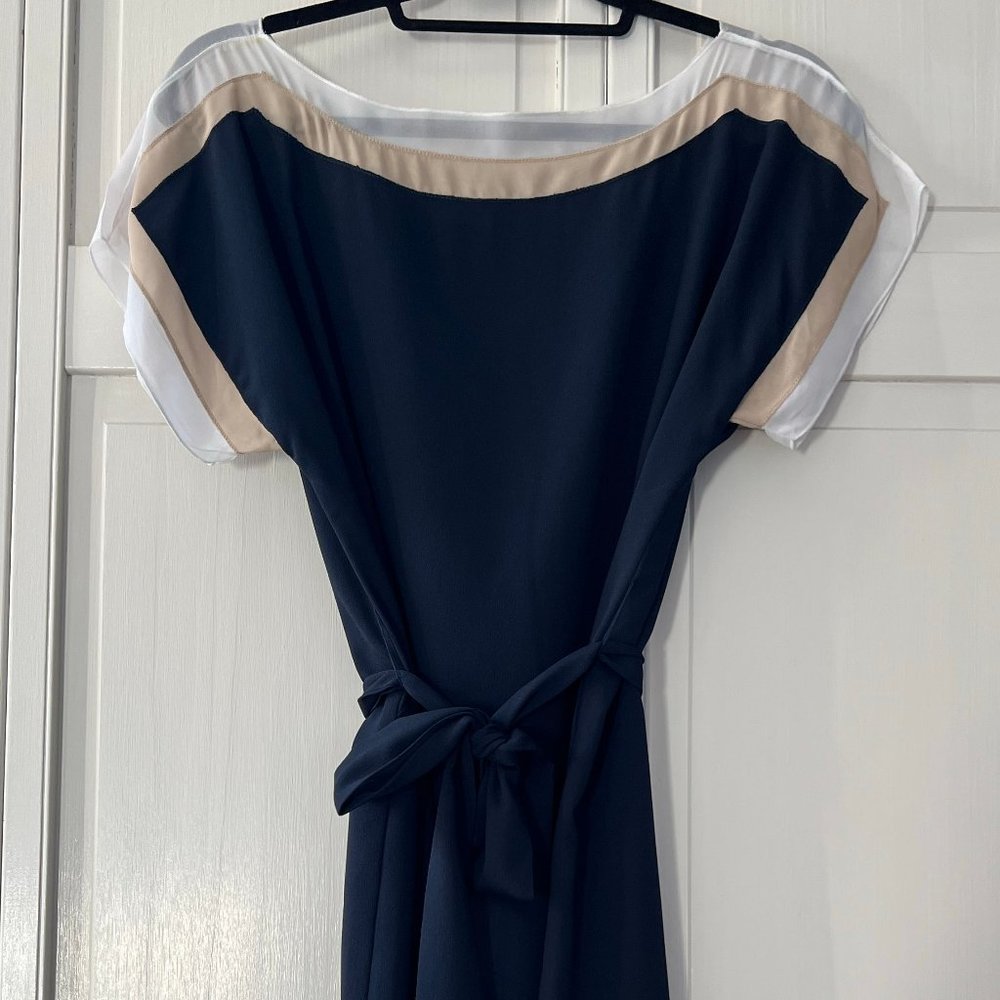 Ann Taylor Navy and Tan Size 10 dress